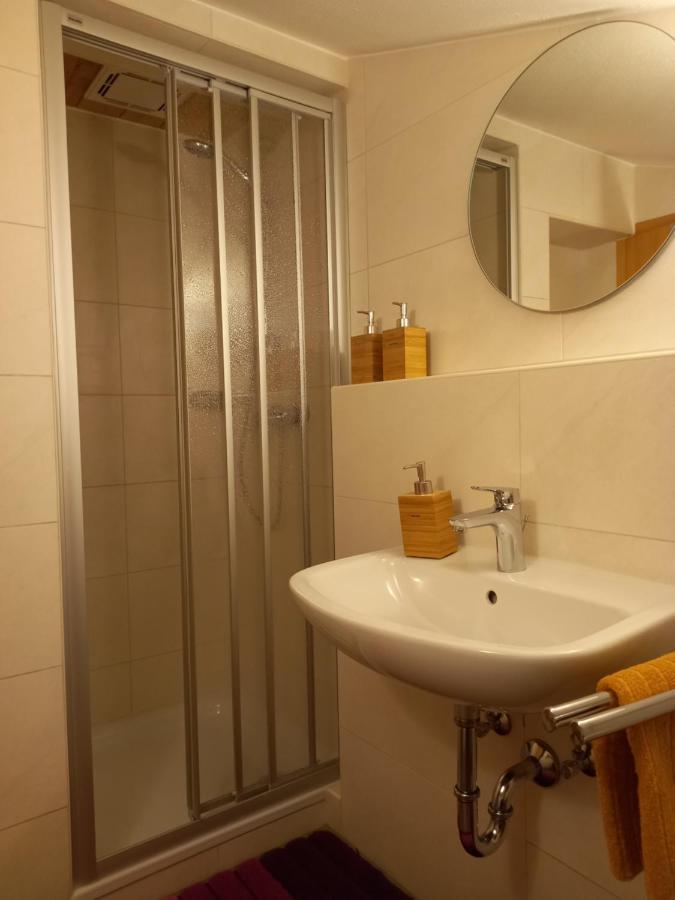 Ferienwohnung Schmid-Hof Oberwoessen ภายนอก รูปภาพ